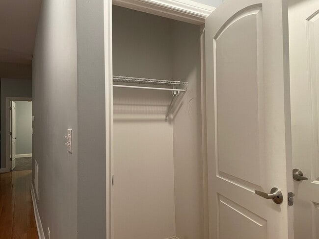 Entry way Closet - 7601 S East End Ave