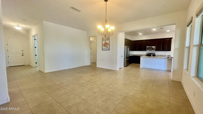 Foto del edificio - 4571 N Arbor Way