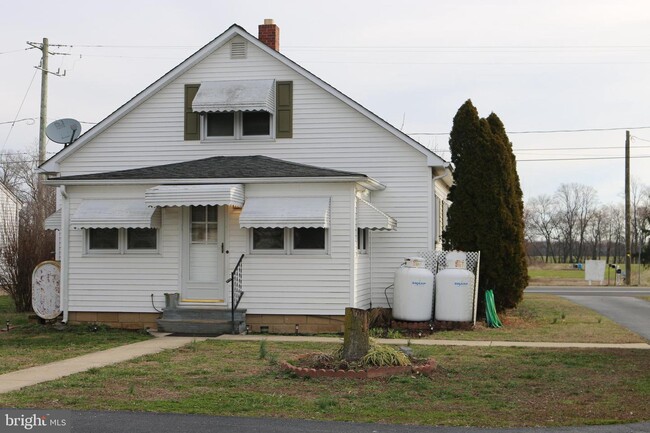 Building Photo - 9973 Canterbury Rd