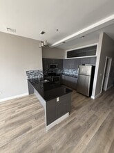 Building Photo - 99 W Main St