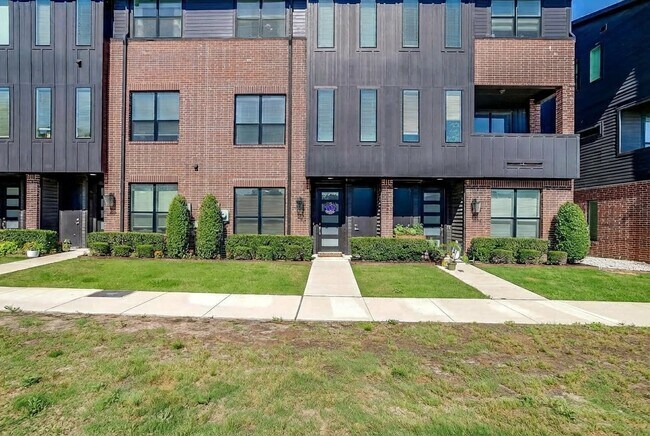 Building Photo - 2818 Addison Park Ln