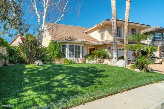 Building Photo - 4 br, 3 bath House - 383 Rockedge Dr
