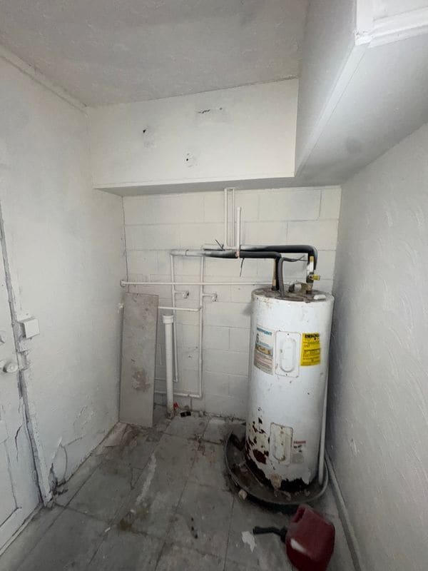 Foto del edificio - 1637 E 15th St