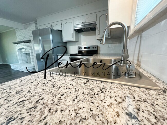 Foto del edificio - 1715 E T C Lea Rd