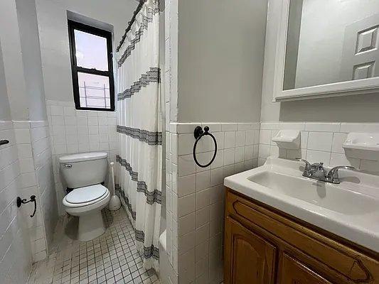 Building Photo - 1 bedroom in BRONX NY 10451