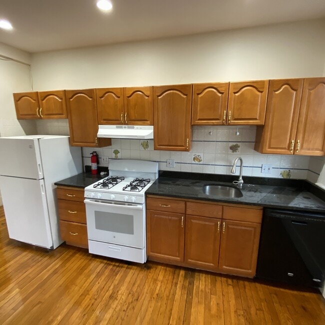 Foto del edificio - 1412 Commonwealth Ave