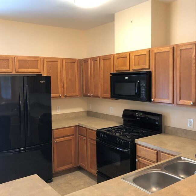 Building Photo - 14551 Roaring Fork Ln