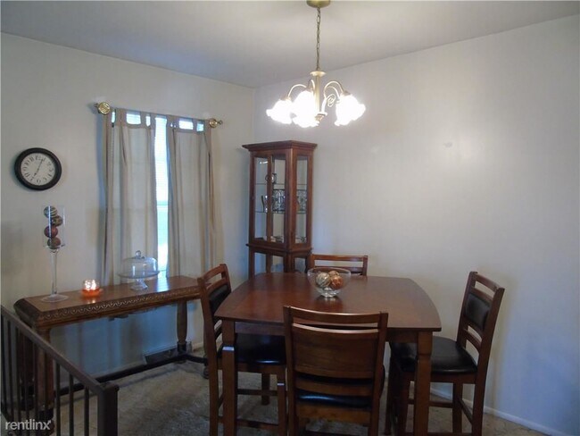Building Photo - 2 br, 2 bath Condo - 10160 Penrith Dr