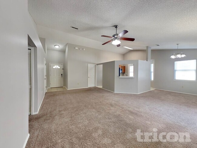 Foto del edificio - 635 Charles Pinckney St