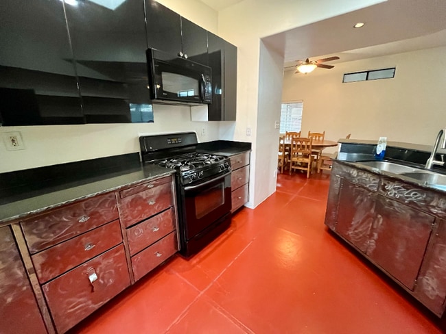 Foto del edificio - 1519 S Tucson Blvd