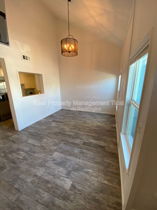 Foto del edificio - 430 Falling Ln