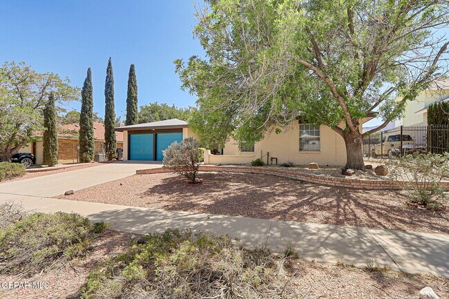 Building Photo - 4348 Loma Hermosa Dr
