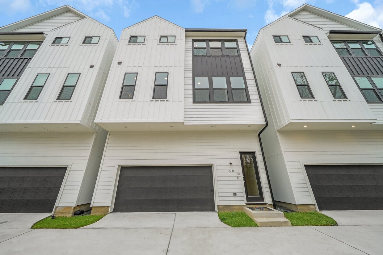 Photo - 6746 Del Rio St (Houston, TX)