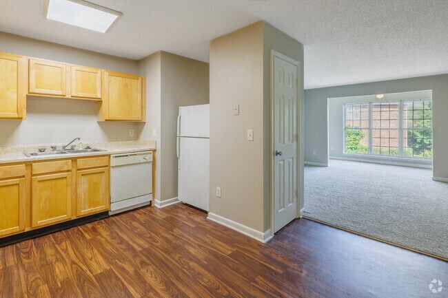 2HAB, 2BA - Cocina de 1060 pies cuadrados - Grand Summit