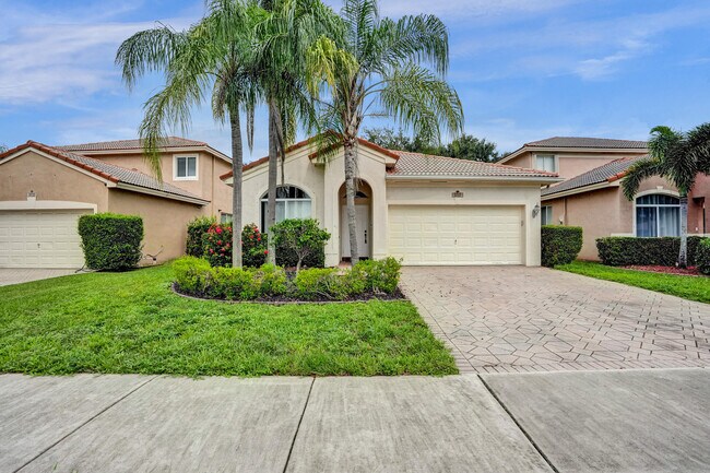 Building Photo - 3717 Pebblebrook Manor