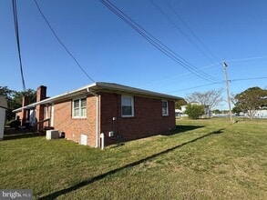 1667 Monroe Bay Cir