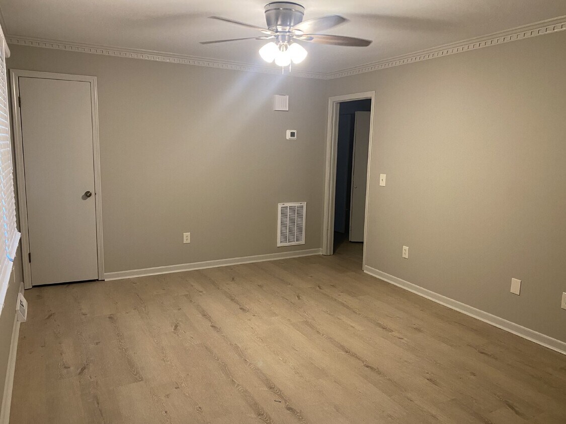 Primary Photo - "Charming 2-Bedroom Duplex in Simpsonville...