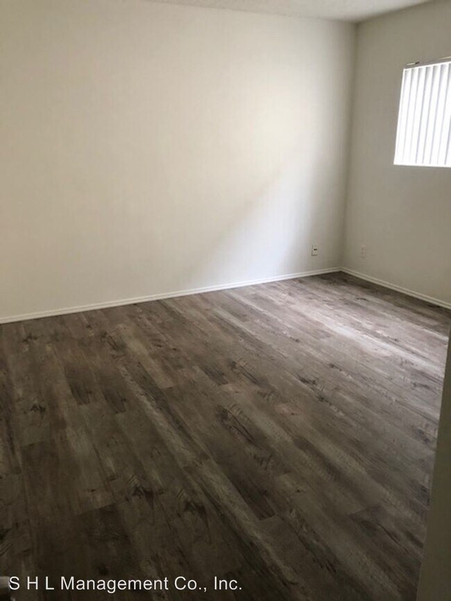 Foto del edificio - 8377 Northgate Ave