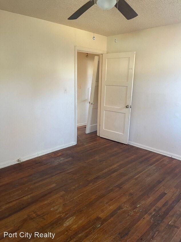 Foto del edificio - 2 br, 1 bath House - 3612 Michigan Blvd