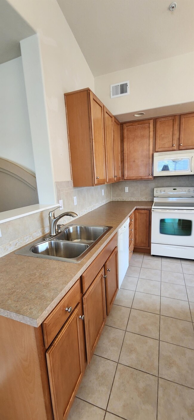 Building Photo - 15444 W 63rd Ave