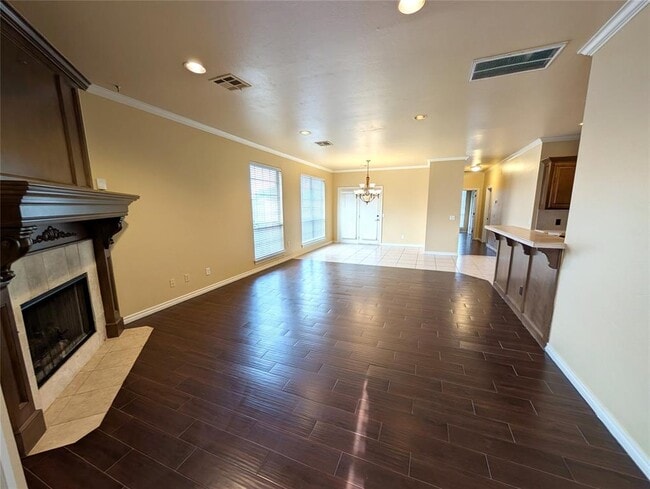 Building Photo - 17201 Cedar Dr