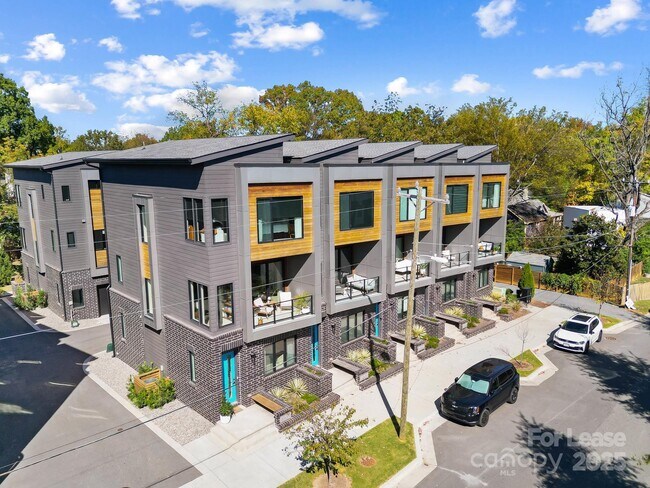 Foto del edificio - 3301 Spencer St