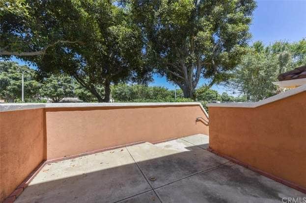 Building Photo - 402 Marinella Aisle