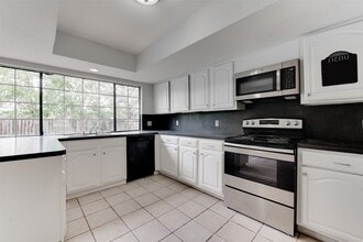 Building Photo - 15702 Mendocino Dr