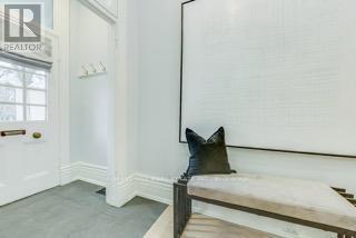 Building Photo - 92 Willcocks St