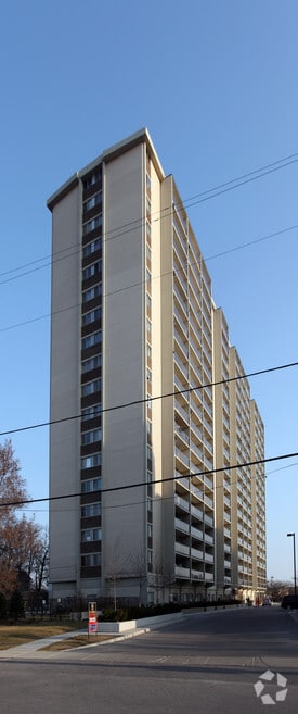 Building Photo - Harding Square