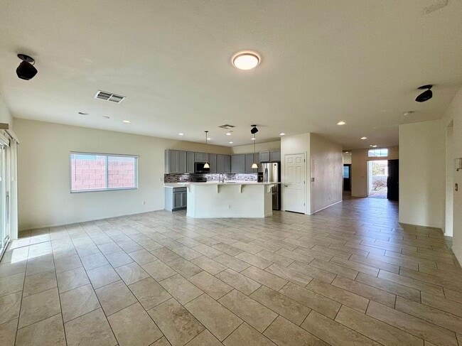 Building Photo - The stunning single-story house with 4 bedrooms and 2 bathrooms