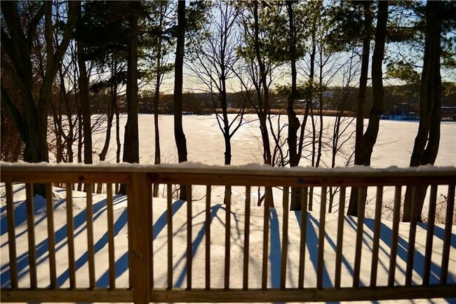 Building Photo - 76 Batcheller Ave