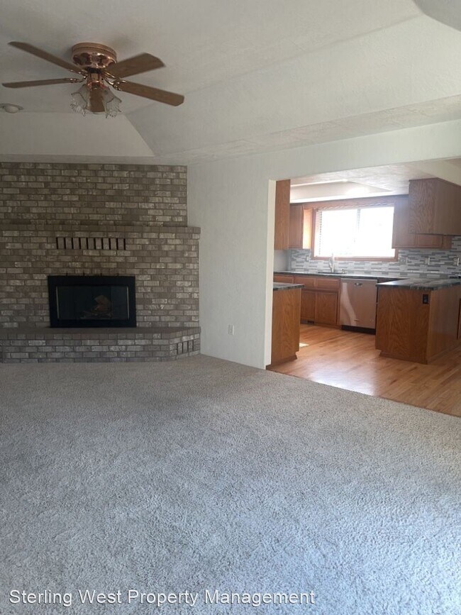 Foto del edificio - 4 br, 2 bath House - 2050 Stockel Ct