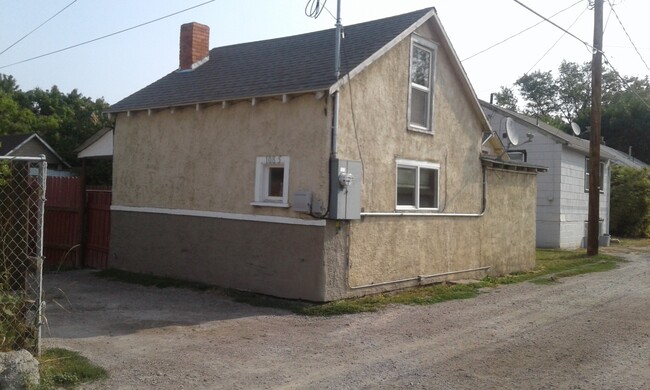 Building Photo - Alley House in polson