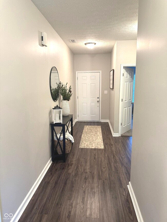 Building Photo - 914 Baden Manor Dr