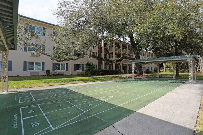 Building Photo - Florida Gulf Coast Apartments