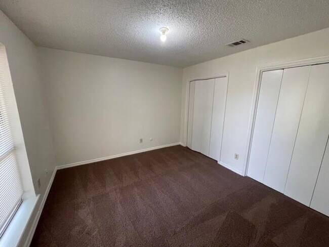 Foto del edificio - Dallas Duplex for Lease!!