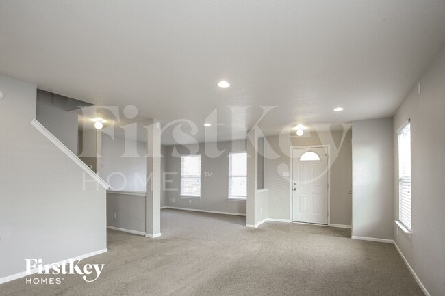 Foto del edificio - 15490 Gallow Ln