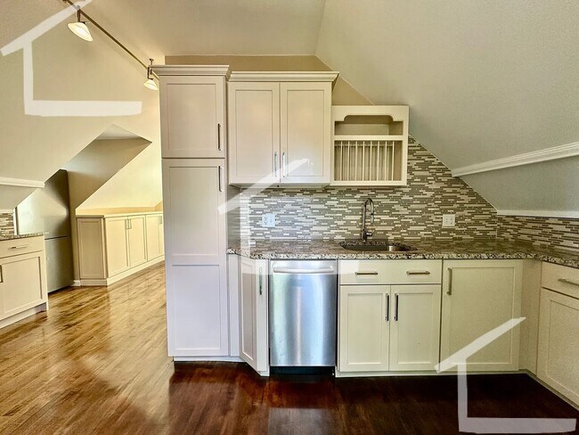 Foto del edificio - REALLY AMAZING STUDIO IN ALLSTON!!!!!!