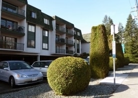 Building Photo - Dahlstrom Manor