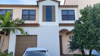 Building Photo - 20962 NW 1st Dr
