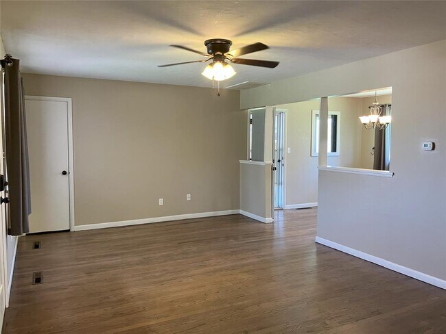 Building Photo - 217 Byrd Dr