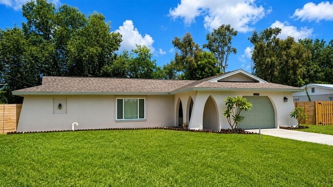 Building Photo - 3435 Dunbar Dr