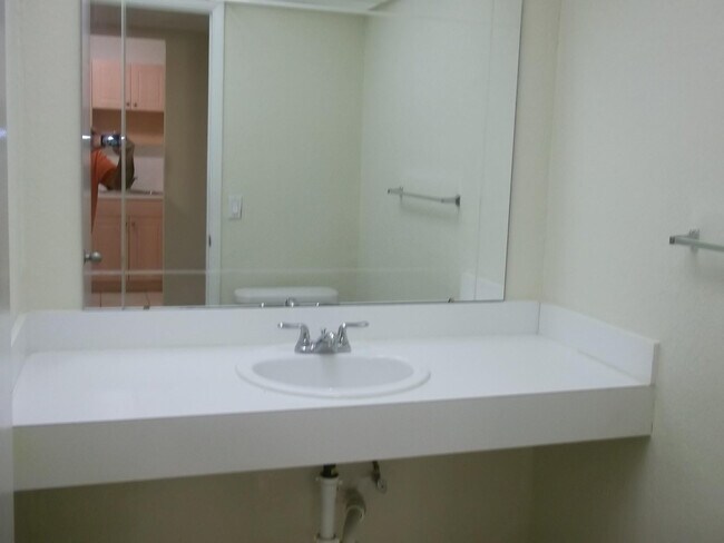 Foto del edificio - 770 SE 2nd Ave