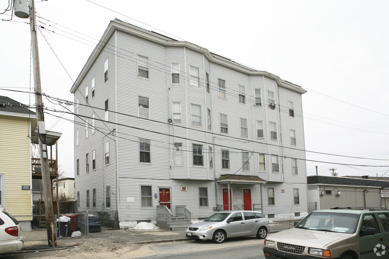 Building Photo - 11-15 Lilley Ave