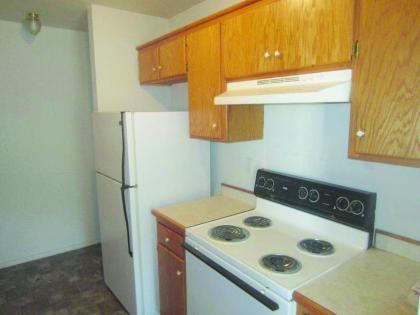 Kitchen - R & L Apartments