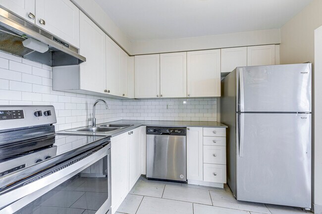 Photo du bâtiment - Cambridge Park Apartments