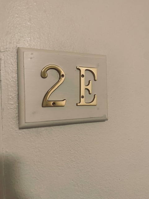 Foto del edificio - 1324 Foucher St