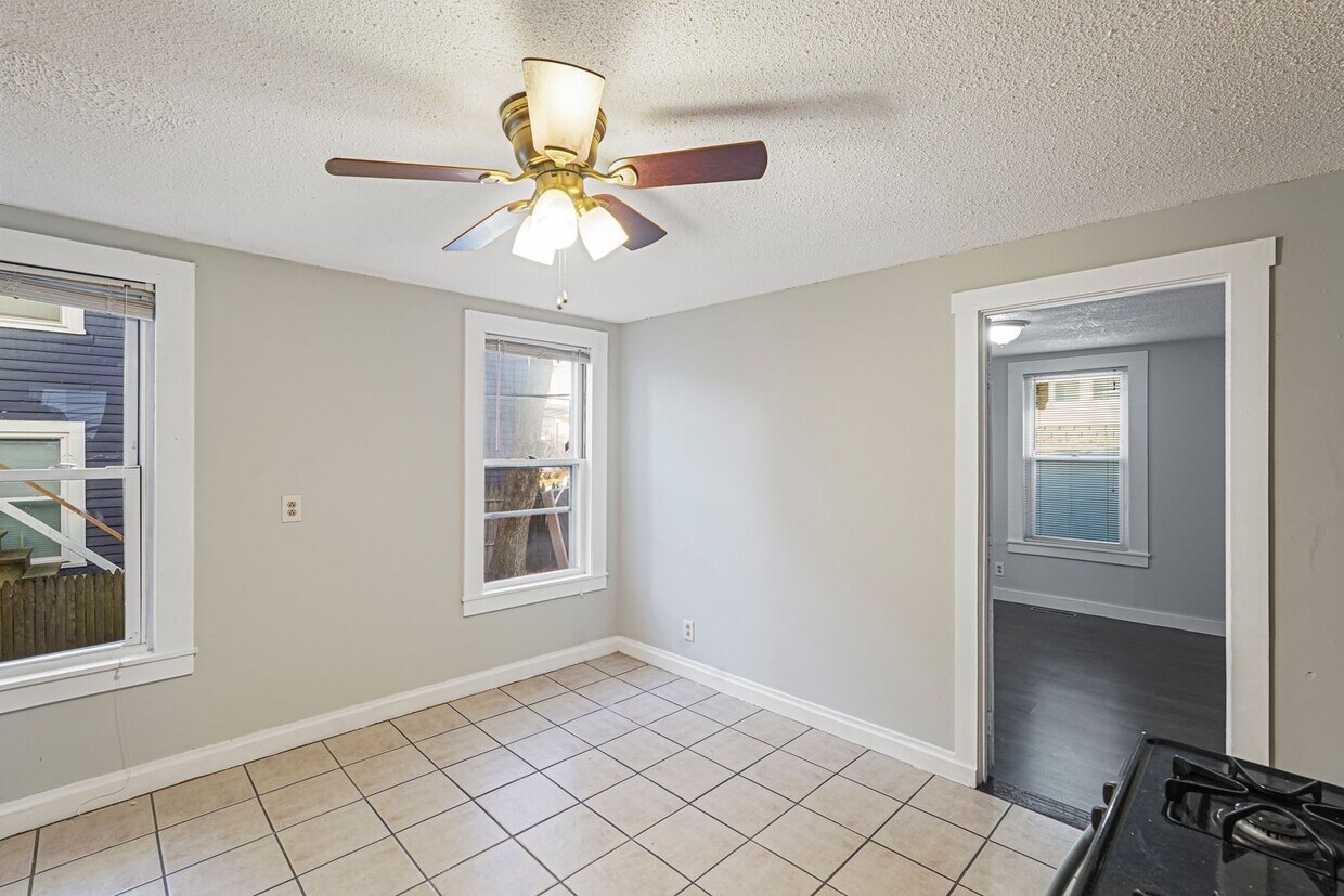 Building Photo - Devens