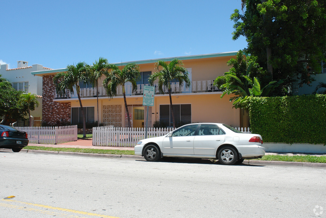 Building Photo - Sorrento Villas Apartments